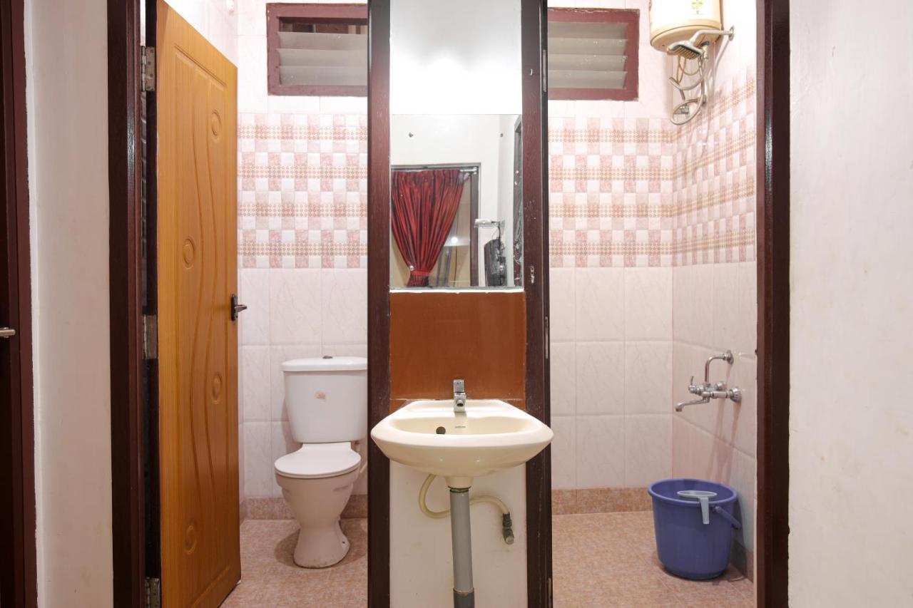 Manora Residency Hotell Pondicherry Exteriör bild