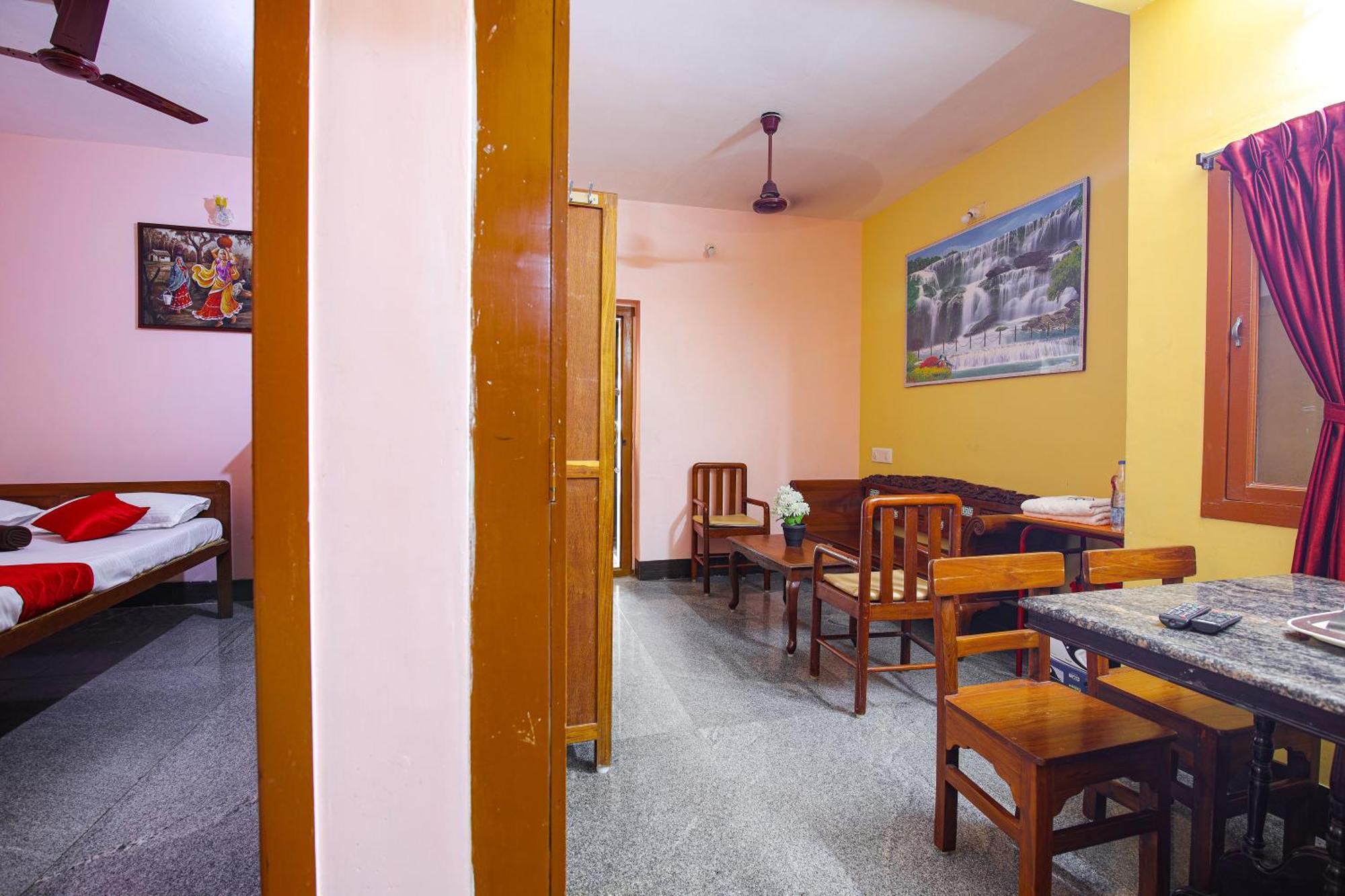 Manora Residency Hotell Pondicherry Exteriör bild