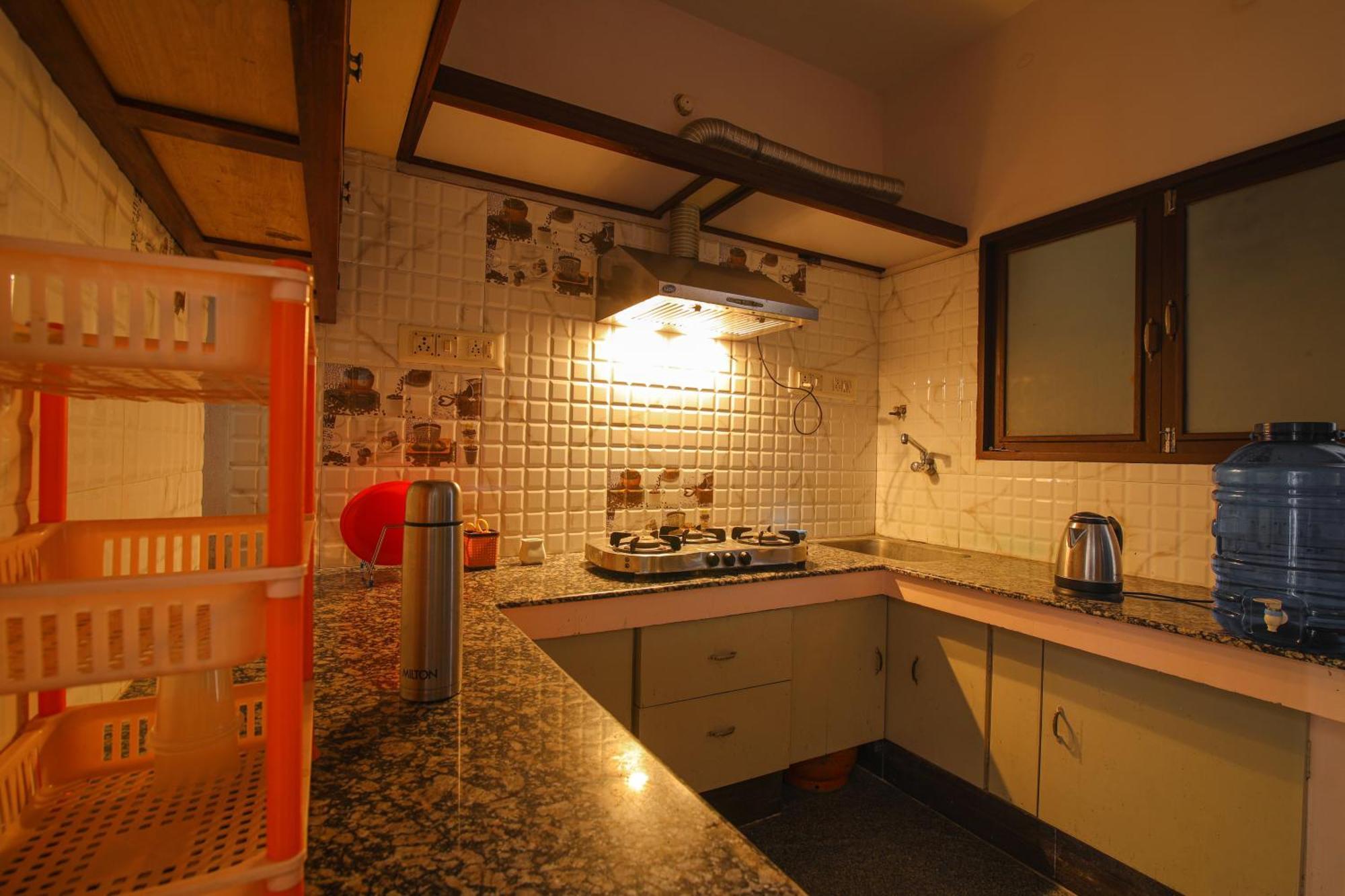 Manora Residency Hotell Pondicherry Exteriör bild